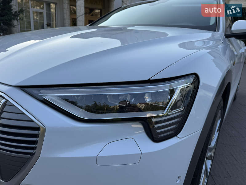 Внедорожник / Кроссовер Audi e-tron 2023 в Хмельницком фото 44 Внедорожник / Кроссовер Audi e-tron 2023 в Хмельницком