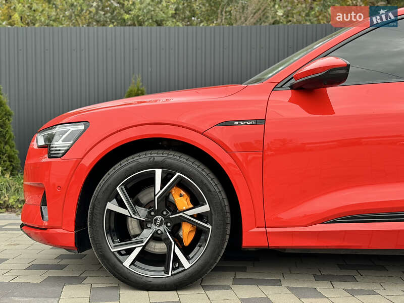 Позашляховик / Кросовер Audi e-tron 2022 в Львові фото 4 Позашляховик / Кросовер Audi e-tron 2022 в Львові