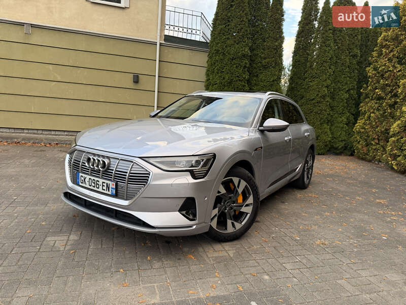 Позашляховик / Кросовер Audi e-tron 2023 в Львові