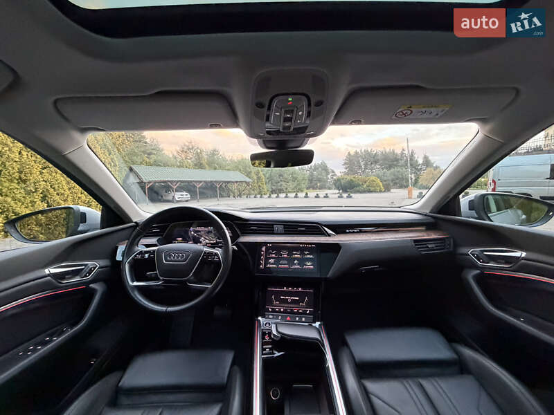 Позашляховик / Кросовер Audi e-tron 2023 в Львові
