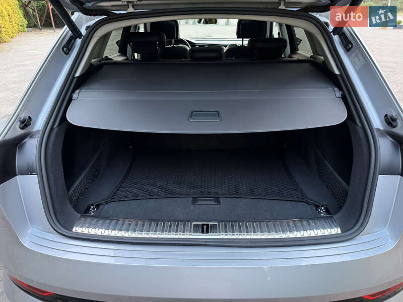 Позашляховик / Кросовер Audi e-tron 2023 в Львові