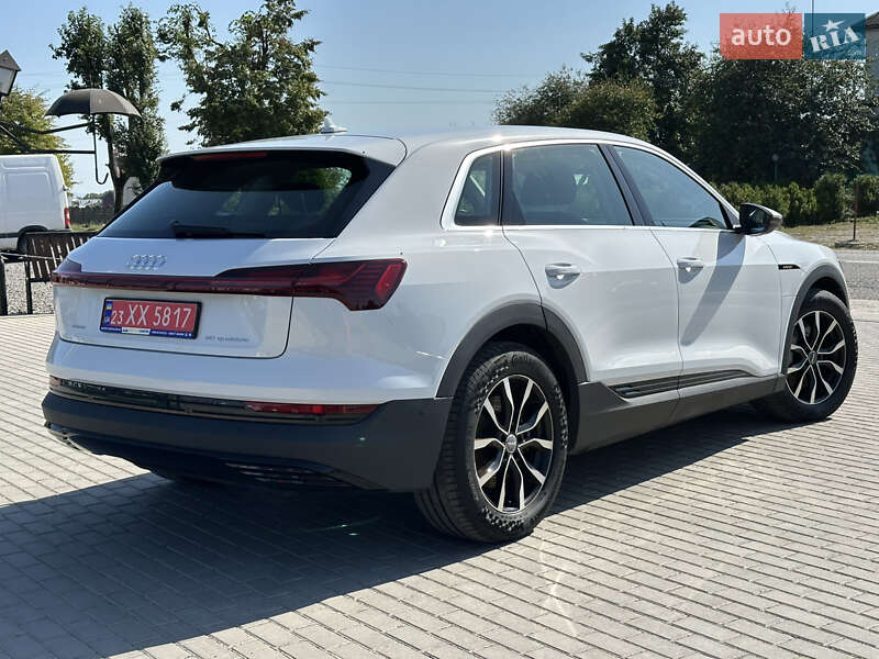 Внедорожник / Кроссовер Audi e-tron 2020 в Лопатине фото 5 Внедорожник / Кроссовер Audi e-tron 2020 в Лопатине