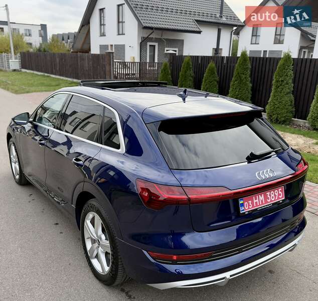 Внедорожник / Кроссовер Audi e-tron 2022 в Киеве фото 20 Внедорожник / Кроссовер Audi e-tron 2022 в Киеве