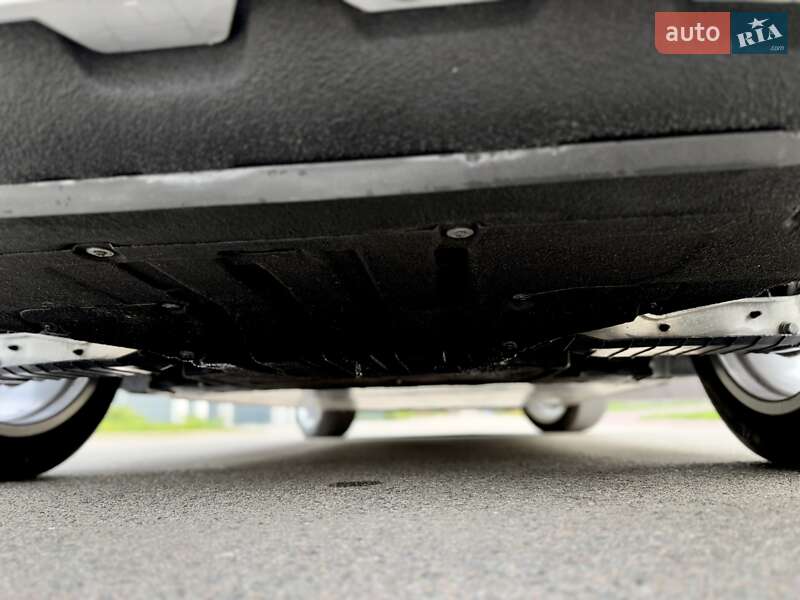 Внедорожник / Кроссовер Audi e-tron 2022 в Киеве фото 52 Внедорожник / Кроссовер Audi e-tron 2022 в Киеве