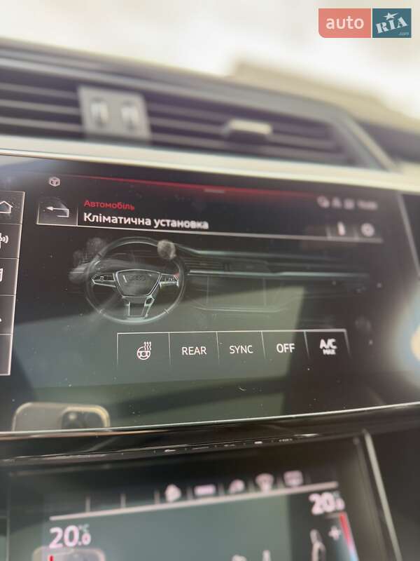 Внедорожник / Кроссовер Audi e-tron 2022 в Киеве фото 99 Внедорожник / Кроссовер Audi e-tron 2022 в Киеве