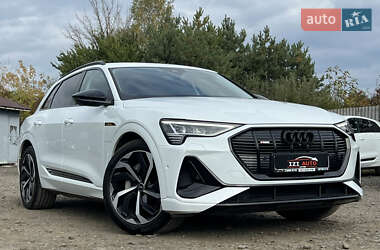 Позашляховик / Кросовер Audi e-tron 2022 в Луцьку