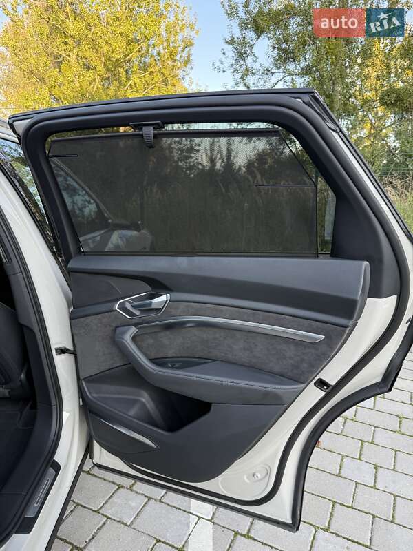 Позашляховик / Кросовер Audi e-tron 2020 в Луцьку фото 32 Позашляховик / Кросовер Audi e-tron 2020 в Луцьку