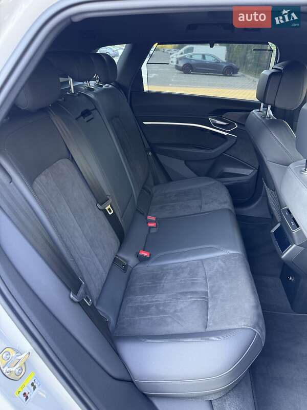 Позашляховик / Кросовер Audi e-tron 2020 в Луцьку фото 33 Позашляховик / Кросовер Audi e-tron 2020 в Луцьку