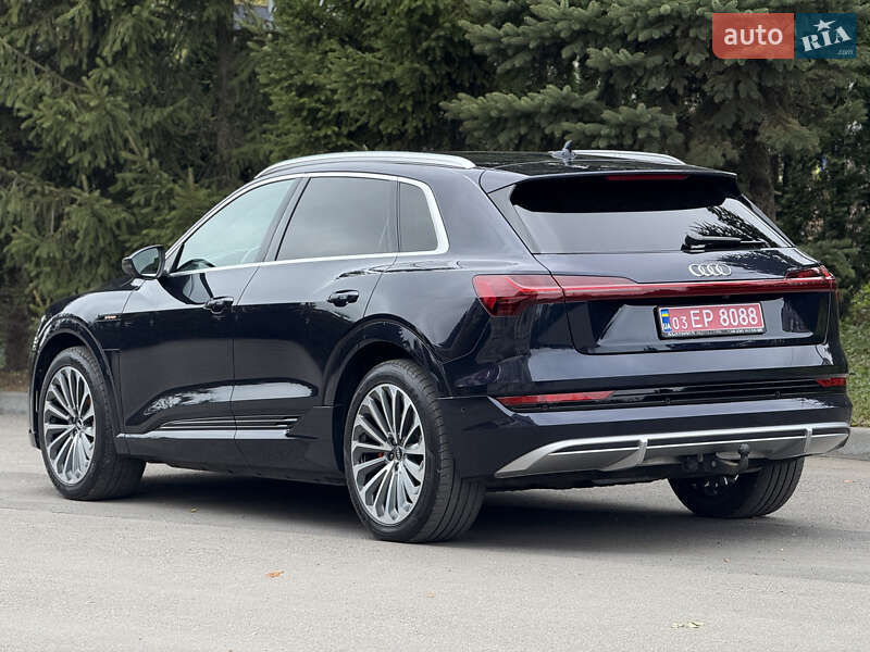 Внедорожник / Кроссовер Audi e-tron 2021 в Тернополе