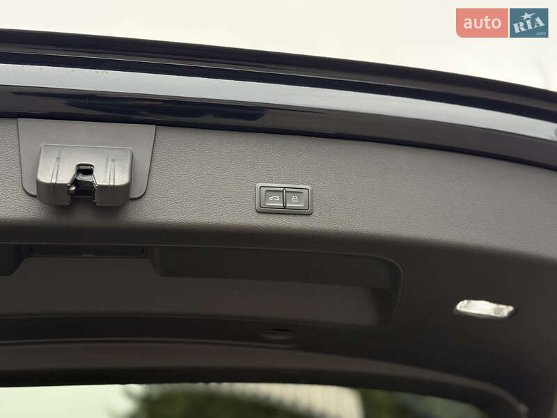 Внедорожник / Кроссовер Audi e-tron 2021 в Тернополе