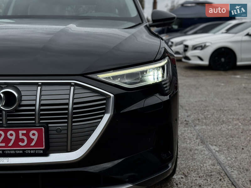 Позашляховик / Кросовер Audi e-tron 2020 в Житомирі фото 8 Позашляховик / Кросовер Audi e-tron 2020 в Житомирі