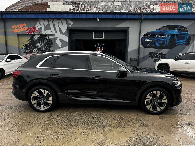 Позашляховик / Кросовер Audi e-tron 2020 в Житомирі фото 13 Позашляховик / Кросовер Audi e-tron 2020 в Житомирі