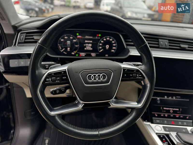 Позашляховик / Кросовер Audi e-tron 2020 в Житомирі фото 30 Позашляховик / Кросовер Audi e-tron 2020 в Житомирі
