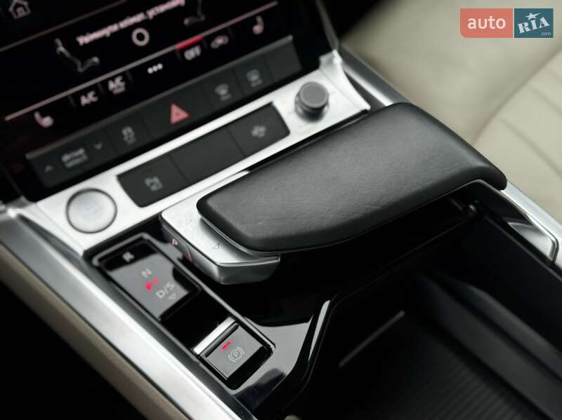 Позашляховик / Кросовер Audi e-tron 2020 в Житомирі фото 37 Позашляховик / Кросовер Audi e-tron 2020 в Житомирі