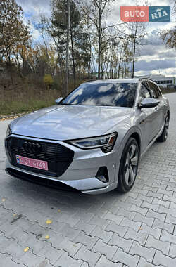 Позашляховик / Кросовер Audi e-tron 2022 в Львові