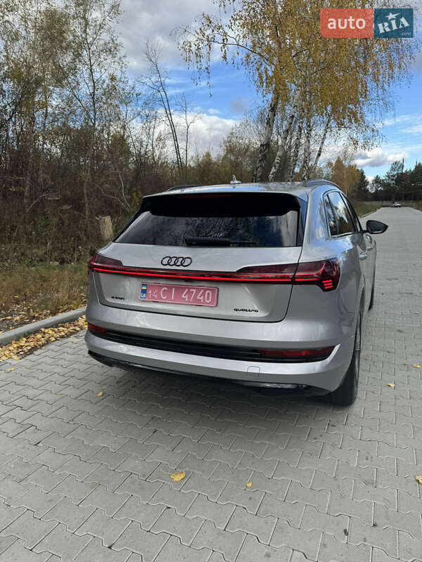 Позашляховик / Кросовер Audi e-tron 2022 в Львові фото 45 Позашляховик / Кросовер Audi e-tron 2022 в Львові