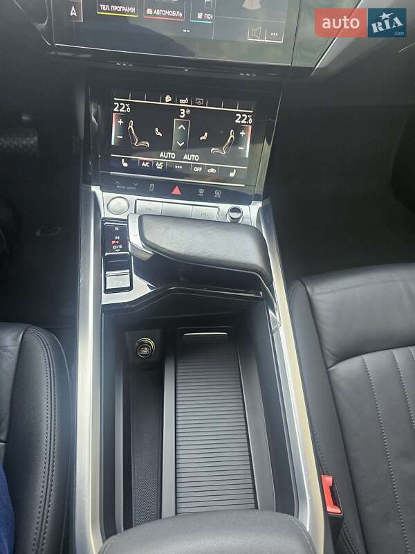 Позашляховик / Кросовер Audi e-tron 2019 в Львові фото 9 Позашляховик / Кросовер Audi e-tron 2019 в Львові