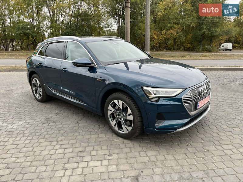 Внедорожник / Кроссовер Audi e-tron 2020 в Днепре