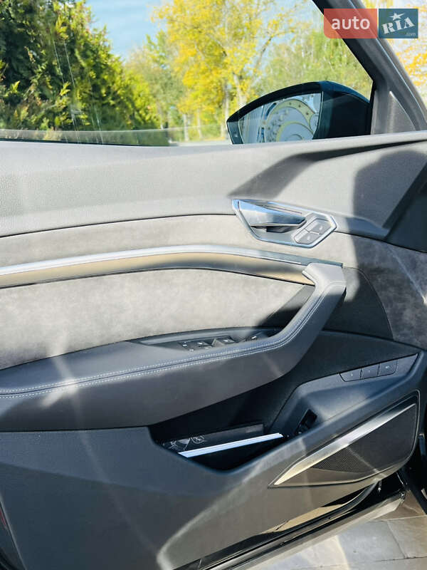Внедорожник / Кроссовер Audi e-tron 2019 в Тернополе фото 13 Внедорожник / Кроссовер Audi e-tron 2019 в Тернополе