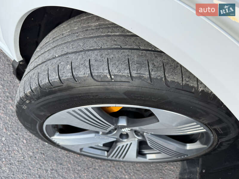 Позашляховик / Кросовер Audi e-tron 2020 в Львові фото 12 Позашляховик / Кросовер Audi e-tron 2020 в Львові