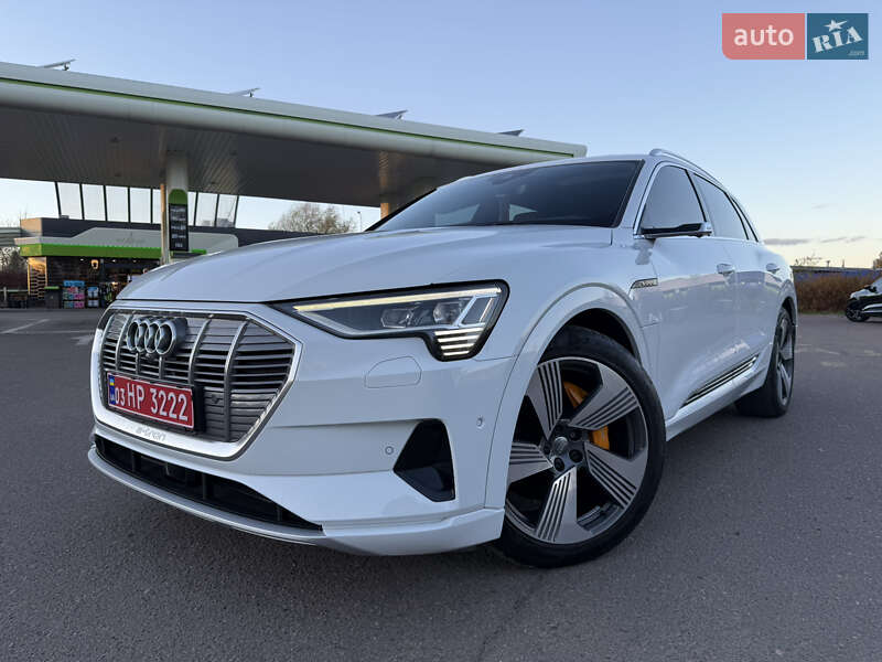 Позашляховик / Кросовер Audi e-tron 2020 в Львові фото 24 Позашляховик / Кросовер Audi e-tron 2020 в Львові