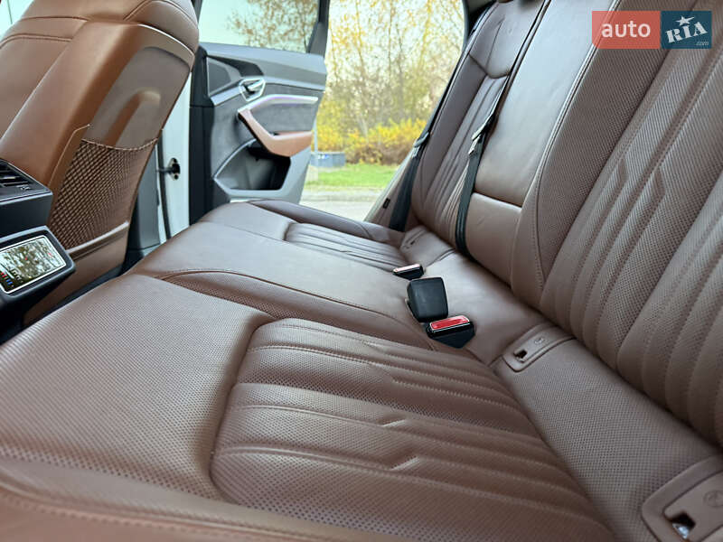 Позашляховик / Кросовер Audi e-tron 2020 в Львові фото 68 Позашляховик / Кросовер Audi e-tron 2020 в Львові