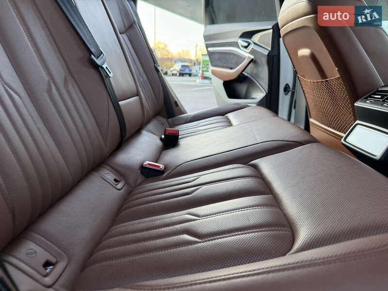 Позашляховик / Кросовер Audi e-tron 2020 в Львові фото 73 Позашляховик / Кросовер Audi e-tron 2020 в Львові