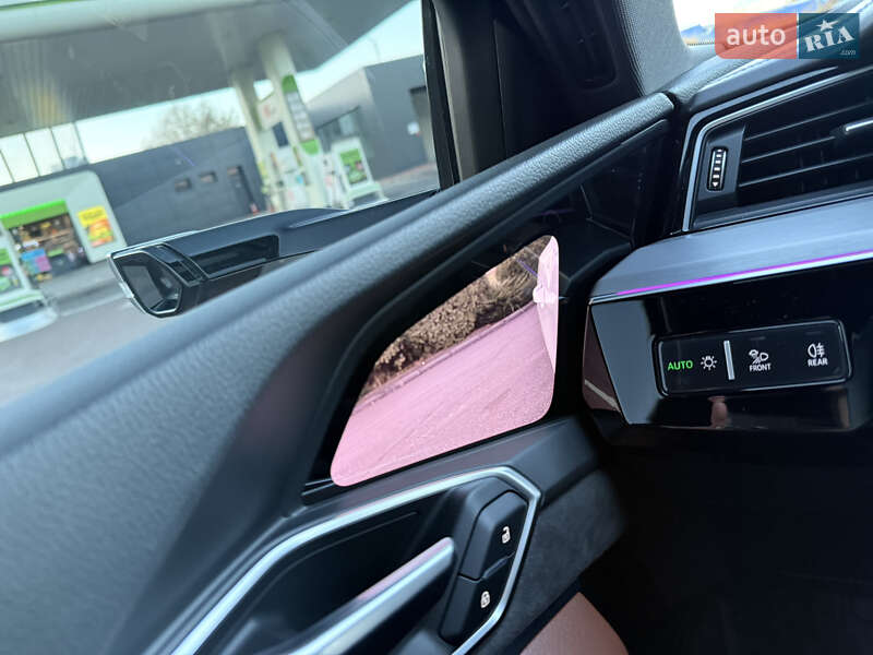 Позашляховик / Кросовер Audi e-tron 2020 в Львові фото 96 Позашляховик / Кросовер Audi e-tron 2020 в Львові