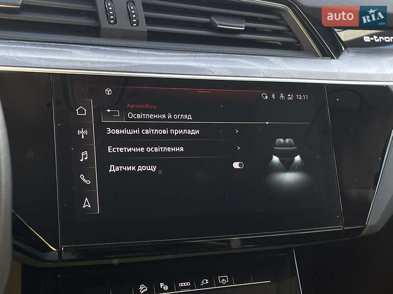 Позашляховик / Кросовер Audi e-tron 2022 в Луцьку