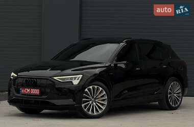 Позашляховик / Кросовер Audi e-tron 2019 в Дубні