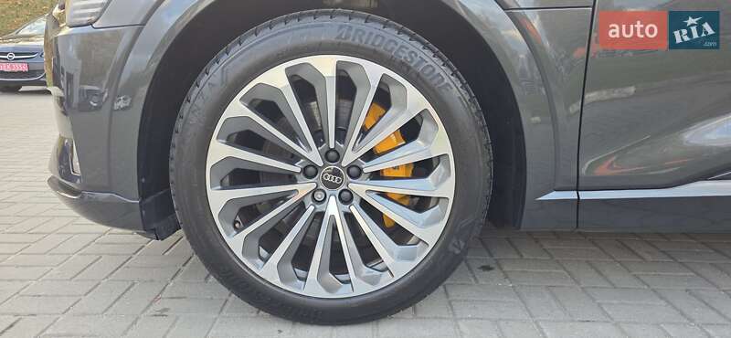 Внедорожник / Кроссовер Audi e-tron 2021 в Тернополе фото 30 Внедорожник / Кроссовер Audi e-tron 2021 в Тернополе