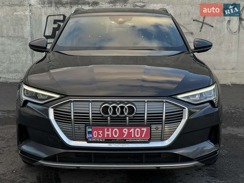 Позашляховик / Кросовер Audi e-tron 2020 в Львові фото 5 Позашляховик / Кросовер Audi e-tron 2020 в Львові