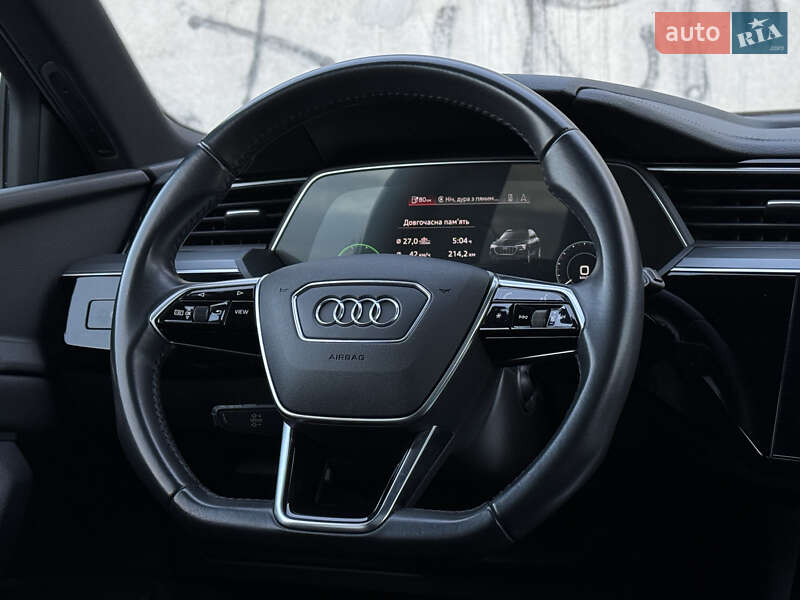 Позашляховик / Кросовер Audi e-tron 2020 в Львові фото 42 Позашляховик / Кросовер Audi e-tron 2020 в Львові
