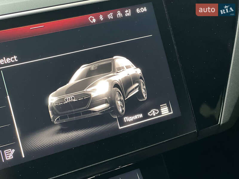 Внедорожник / Кроссовер Audi e-tron 2022 в Днепре