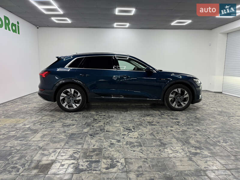 Позашляховик / Кросовер Audi e-tron 2019 в Одесі