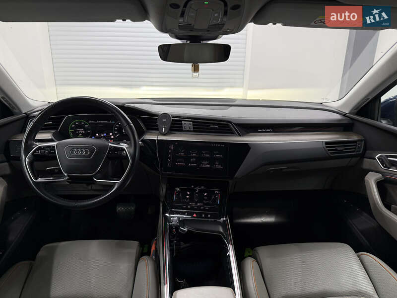 Позашляховик / Кросовер Audi e-tron 2019 в Одесі