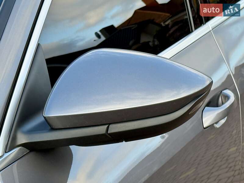 Позашляховик / Кросовер Audi e-tron 2019 в Рівному