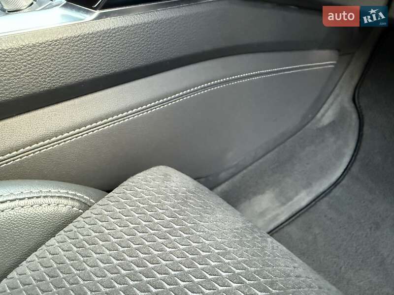 Позашляховик / Кросовер Audi e-tron 2019 в Рівному