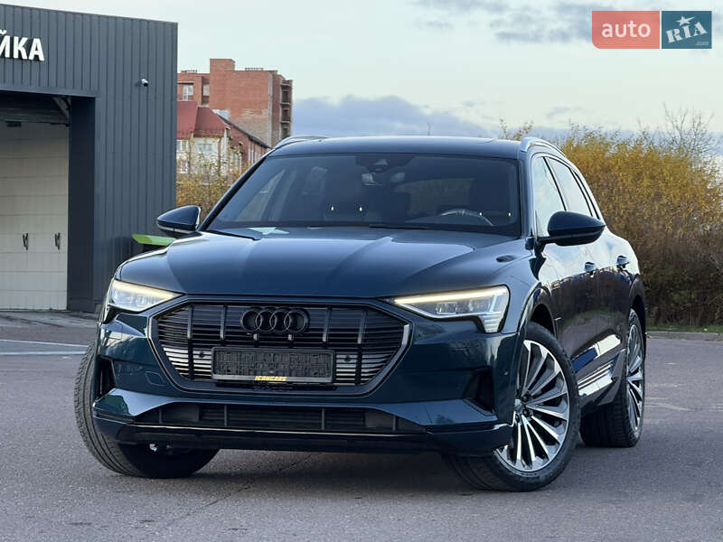 Позашляховик / Кросовер Audi e-tron 2020 в Львові фото 13 Позашляховик / Кросовер Audi e-tron 2020 в Львові