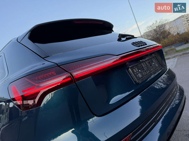 Позашляховик / Кросовер Audi e-tron 2020 в Львові фото 26 Позашляховик / Кросовер Audi e-tron 2020 в Львові