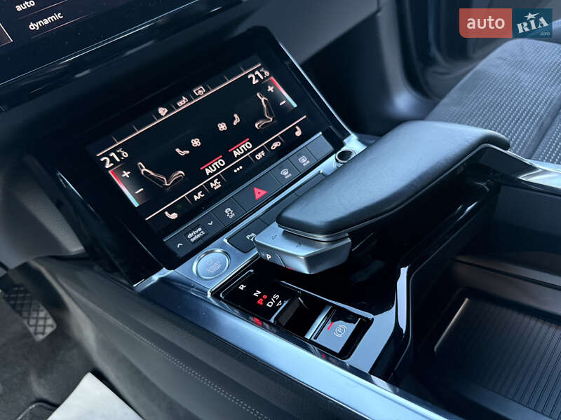Позашляховик / Кросовер Audi e-tron 2020 в Львові фото 50 Позашляховик / Кросовер Audi e-tron 2020 в Львові