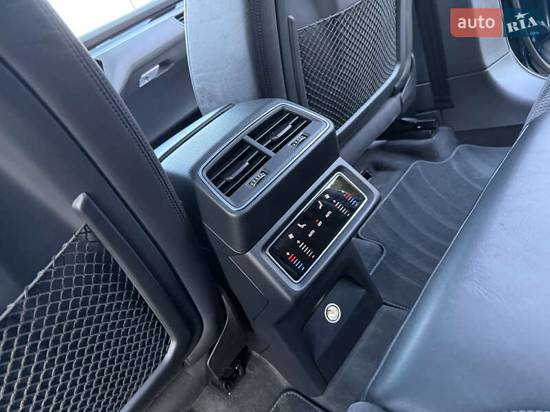 Позашляховик / Кросовер Audi e-tron 2020 в Львові фото 58 Позашляховик / Кросовер Audi e-tron 2020 в Львові