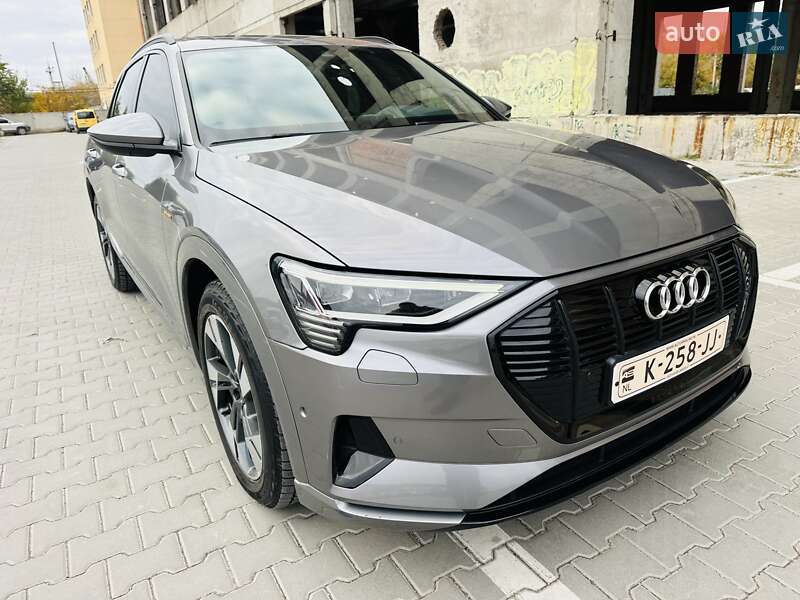 Позашляховик / Кросовер Audi e-tron 2021 в Тернополі фото 9 Позашляховик / Кросовер Audi e-tron 2021 в Тернополі