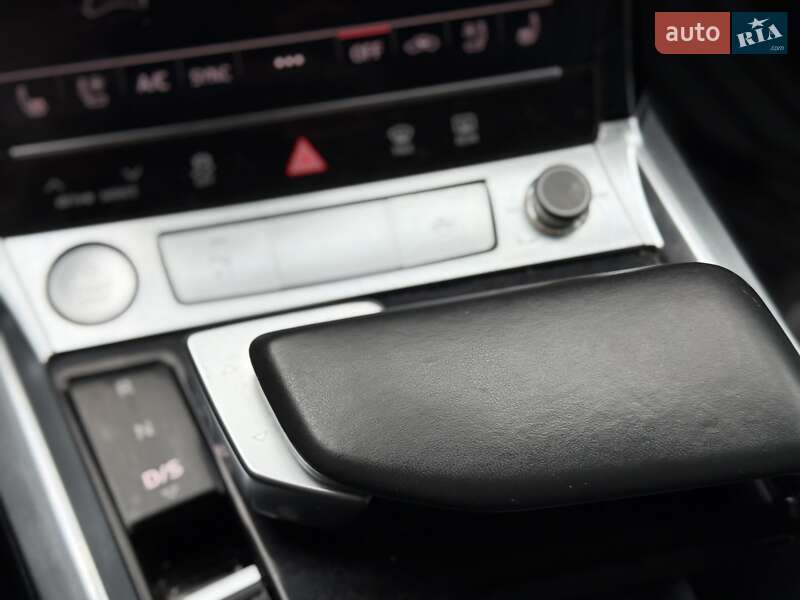 Позашляховик / Кросовер Audi e-tron 2019 в Львові