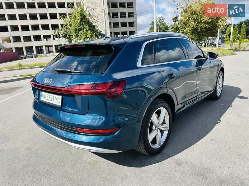 Внедорожник / Кроссовер Audi e-tron 2019 в Тернополе
