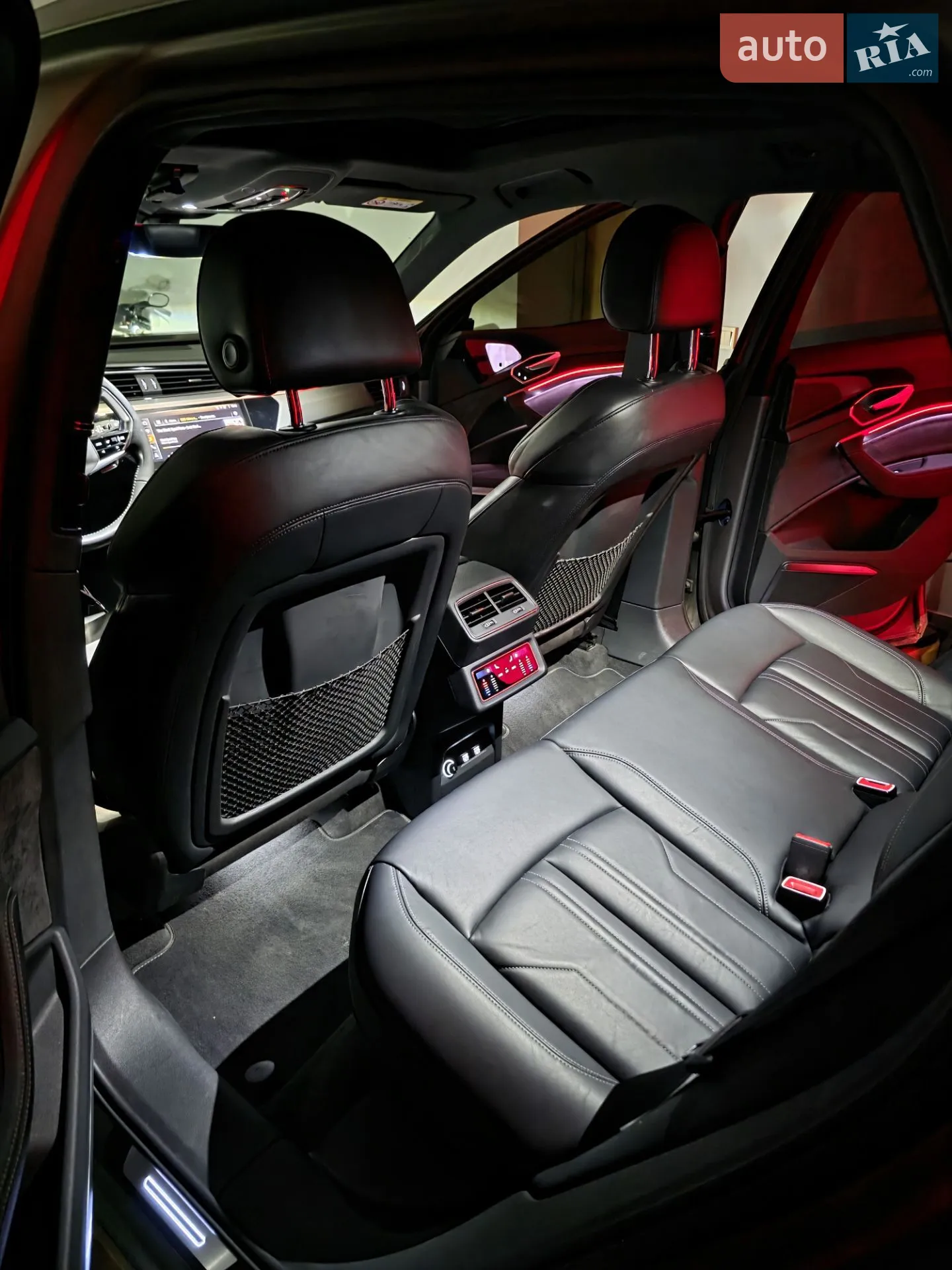 2019 Audi e-tron - мініатюра 9