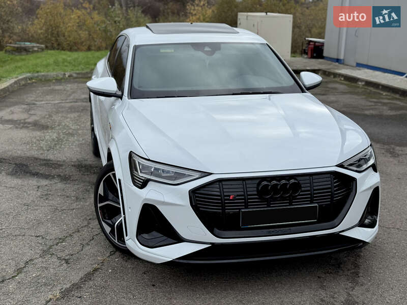 Позашляховик / Кросовер Audi e-tron 2021 в Ужгороді фото 2 Позашляховик / Кросовер Audi e-tron 2021 в Ужгороді