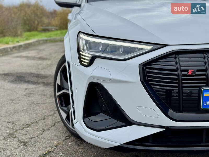 Позашляховик / Кросовер Audi e-tron 2021 в Ужгороді фото 6 Позашляховик / Кросовер Audi e-tron 2021 в Ужгороді