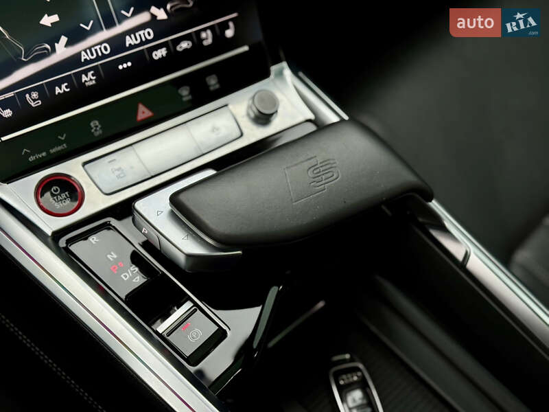 Позашляховик / Кросовер Audi e-tron 2021 в Ужгороді фото 27 Позашляховик / Кросовер Audi e-tron 2021 в Ужгороді