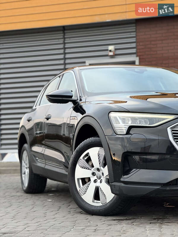 Позашляховик / Кросовер Audi e-tron 2019 в Рівному фото 6 Позашляховик / Кросовер Audi e-tron 2019 в Рівному